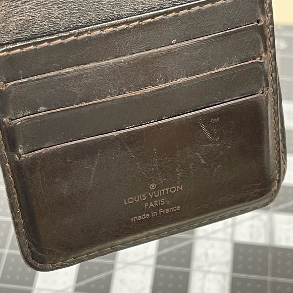 Authentic Louis Vuitton Two Folded Wallet Utah Leather Men’s Bifold Card Holder - Picture 8 of 16
